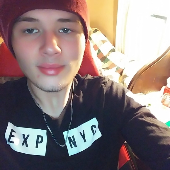 Meet your Posher, Joshua - Picture 1 of 1